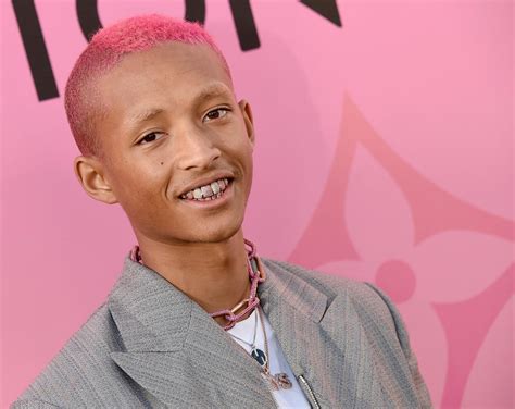 Los dientes de Jaden Smith, protagonistas de la exposición de Louis Vuitton en Beverly Hills