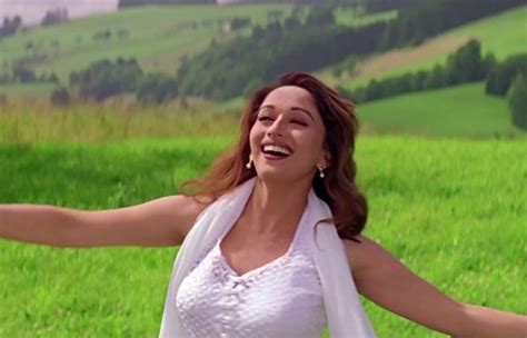 Style ideas from Bholi Si Surat, Dil To Pagal Hai, 1997 | Madhuri Dixit ...