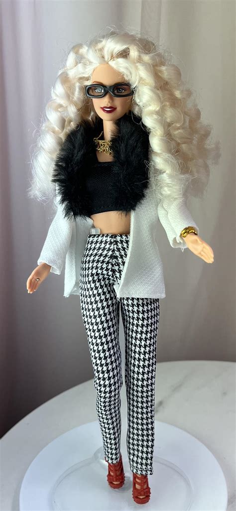 Curly Hair Doll of the Week! : r/Barbie