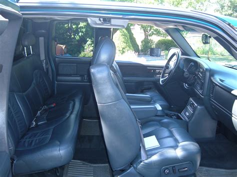 2002 Chevrolet Silverado 1500 - Interior Pictures - CarGurus