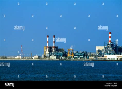 Desalination plant uae abu dhabi hi-res stock photography and images - Alamy