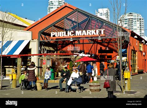 Vancouver granville island winter hi-res stock photography and images - Alamy