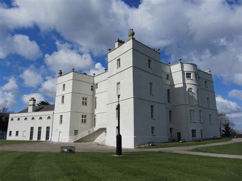 Rathfarnham Castle, Rathfarnham, County Dublin 1585 | Curious Ireland