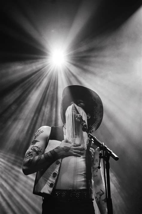 Nothing fades like the light.... Orville Peck - Live In Sydney : r ...