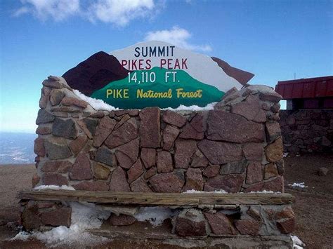 Pikes Peak summit on... : Photos, Diagrams & Topos : SummitPost