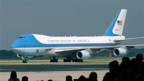 Air Force One 101: A Few Things You Probably Didn’t Know about the Presidents’ Planes