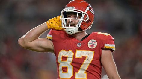 Chiefs' Travis Kelce reveals item he wears in-game since historic 2020 ...