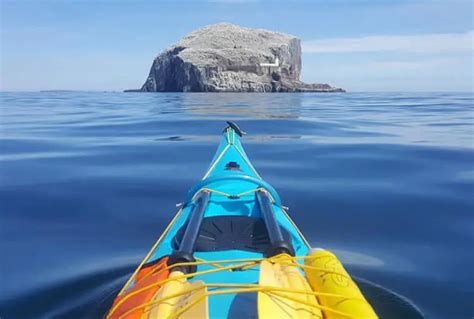 Sea Kayaking For Beginners. How To Kayak In The Ocean – Flat Bottom Boat World