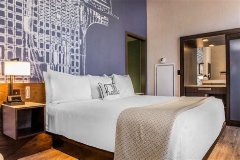 Hotel in Chicago Loop | Cambria Hotel Chicago Loop