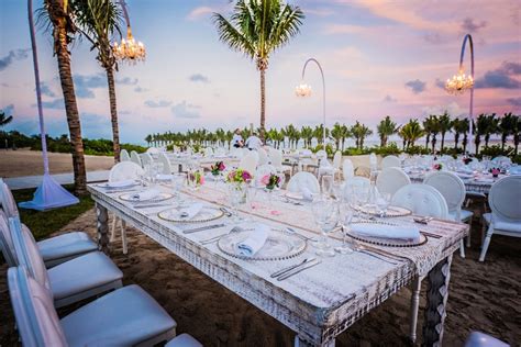 Weddings at Riu Palace Costa Mujeres | Destination Weddings Blog