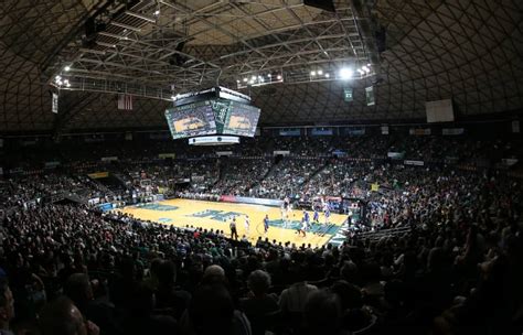 Hawaii Warriors Basketball Tickets - StubHub