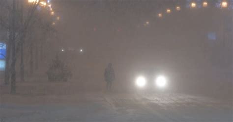 Kingston, Ont. residents brace for pre-Christmas weather bomb ...