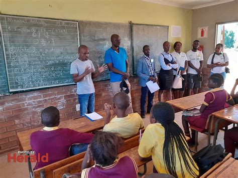 Ward councillor helps to keep learners motivated | Letaba Herald