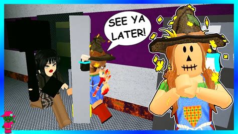 SNEAKING PAST A PERSISTENT BEAST!! (Roblox Flee The Facility) - YouTube