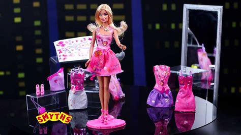 Smyths Toys - Barbie Fashion Giftset - YouTube