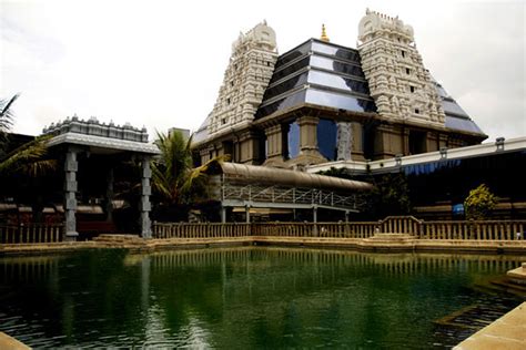 ISKCON Temple in Bengaluru (Bangalore): Address, Entry Fee, Aarti Timings - India