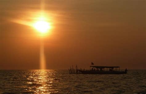 Sunset Cruise on Tonle Sap - Angkor Focus Travel