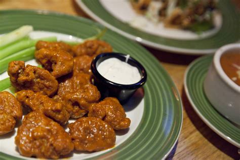 Applebee's Boneless Wings Are Only 25 Cents Right Now