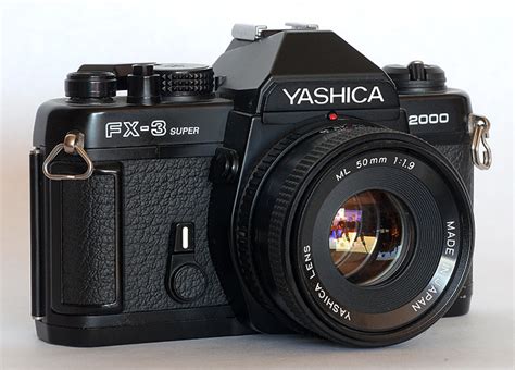 Favourite Cameras: Yashica FX-3 Super 2000 - Film AdvanceFilm Advance