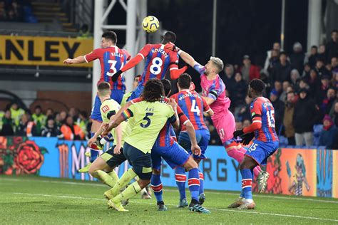 Full stream ahead for Crystal Palace – but Mamadou Sakho misses Prime opportunity to impress ...