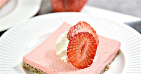 Keto Strawberry Jello Cheesecake Bars Recipe | Samsung Food App