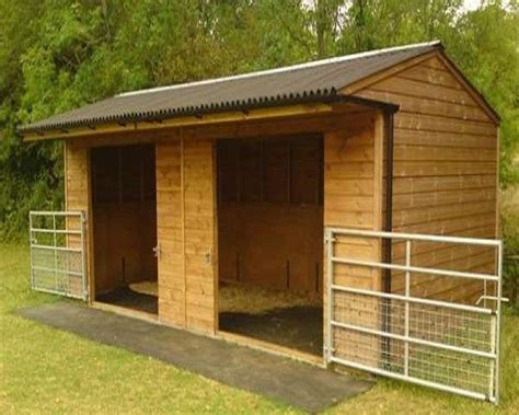 Inexpensive mini horse shelters | Horse shelter, Horse barn plans ...