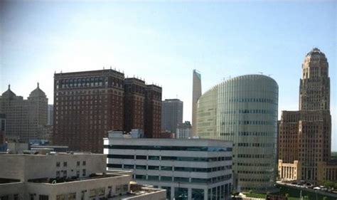 EMBASSY SUITES BY HILTON BUFFALO $122 ($̶1̶4̶2̶) - Prices & Hotel ...