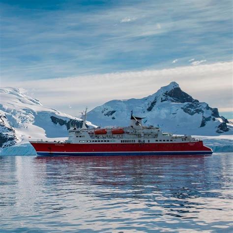 Antarctica Cruises & Tours in 2024 & 2025 - G Adventures