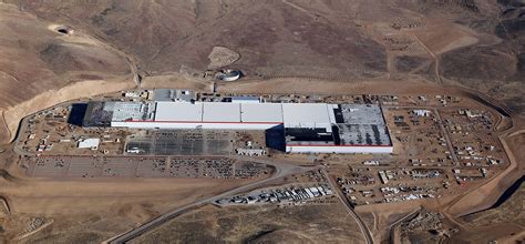 Tesla Gigafactory: new aerial pictures of the expansion at the battery ...