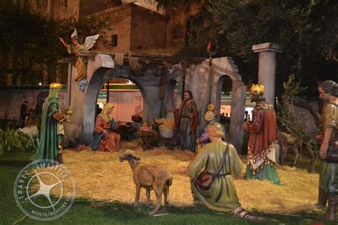 Celebrating Christmas in Spain - Why and How - Story + Video » Move to Traveling