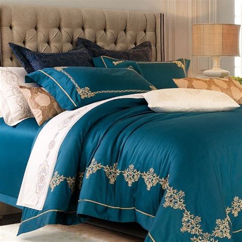 Luxury Hotel Style #Bedding #Bedspread #Bedroom Collection | Luxury bedding sets, Bedding sets ...