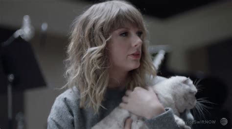 Watch Taylor Swift’s New AT&T Commercial With Andy Samberg - Stereogum