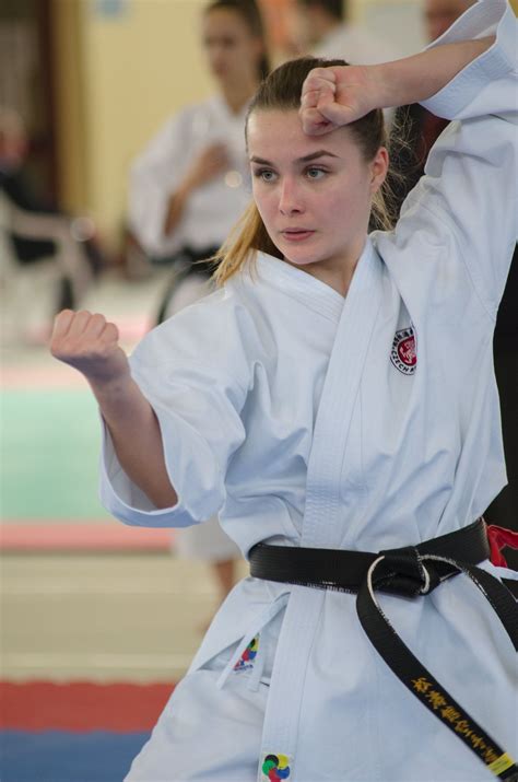 Self Defense Martial Arts, Martial Arts Girl, Martial Arts Women, Kung Fu, Karate Photos ...