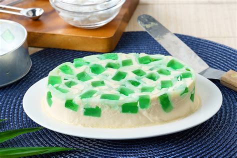 Buko Pandan Jelly | Recipes | Create with Nestle