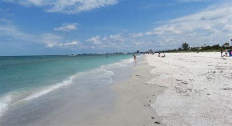 Pass-A-Grille: Top beach; charming old town in St. Pete Beach