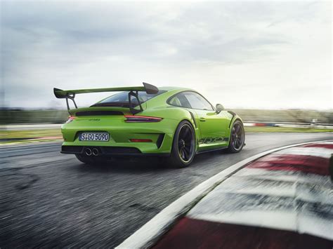 Porsche 911 GT3 RS : la GT homologuée pour la route officialisée - Les Voitures