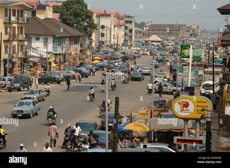 Niger city street nigeria hi-res stock photography and images - Alamy