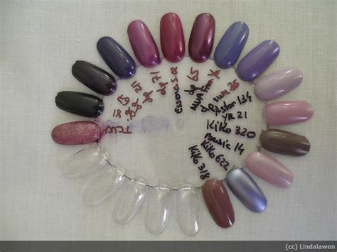 Esmaltes de uñas morados | Purple nail lacquers | Lindalawen | Flickr