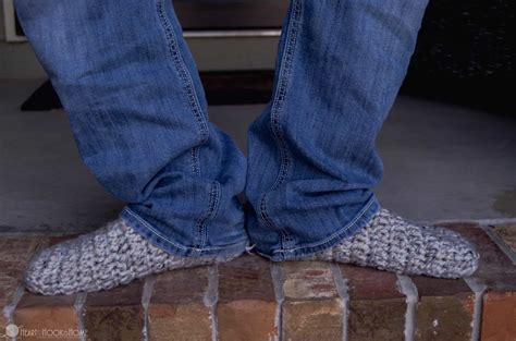 Fast and Free Men's Slippers Crochet Pattern