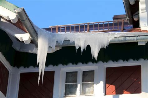 How to Avoid Roof Ice Dams | Martin Exteriors Roofing & Siding