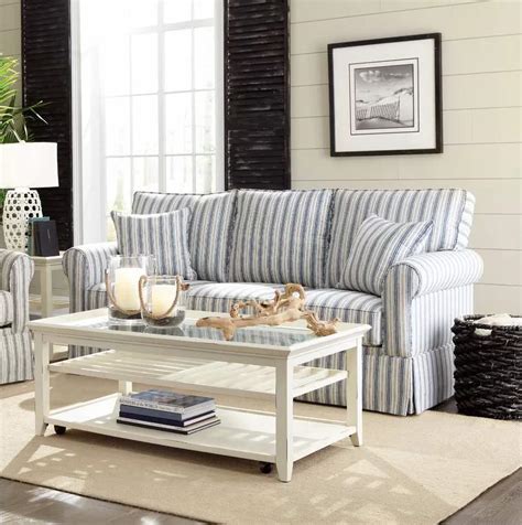 Beach House Sofas ~ coastal decor’s cool center | seashellmadness.com