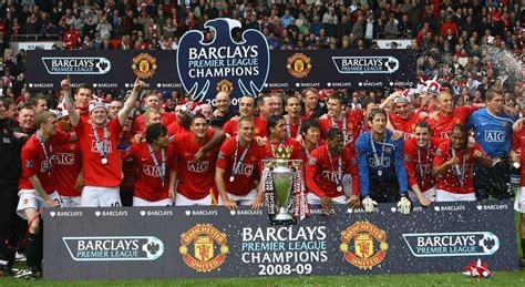 Manchester United 20-Times Champions: Pictures Of ALL Title Wins ...