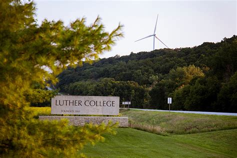 Luther College announces alumni named to service committees | Luther College