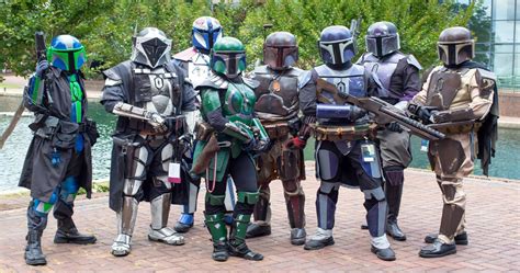 10 Epic Mandalorian Cosplay (That Every Star Wars Fan Needs To See)