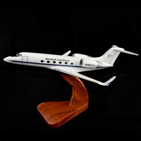 Custom Model Airplane Get Any Aircraft Precision Built Into a Custom Desktop Model for Corporate ...