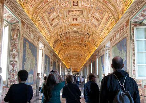 Private Early Entrance Vatican Tour with Sistine Chapel