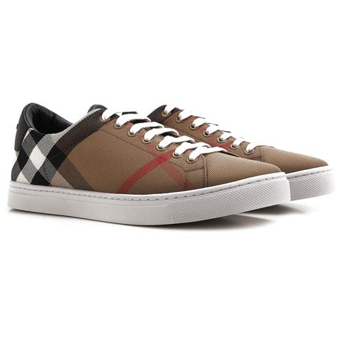 Burberry Sneakers For Men in Black for Men - Lyst