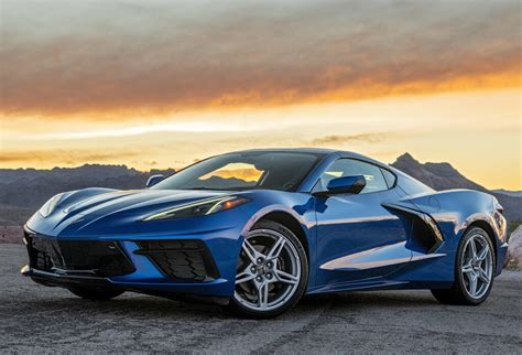 Chevrolet Teases Arrival of New Colors and Stripes on 2021 C8 Corvette ...