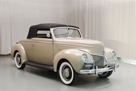 1939 Ford Deluxe Convertible