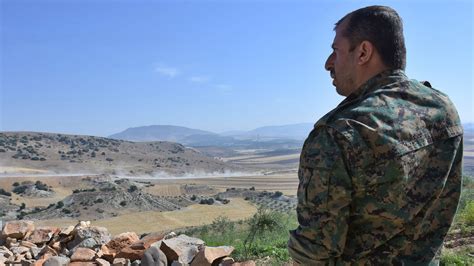 Turkey troops mass on Syria border amid Kurdish tensions